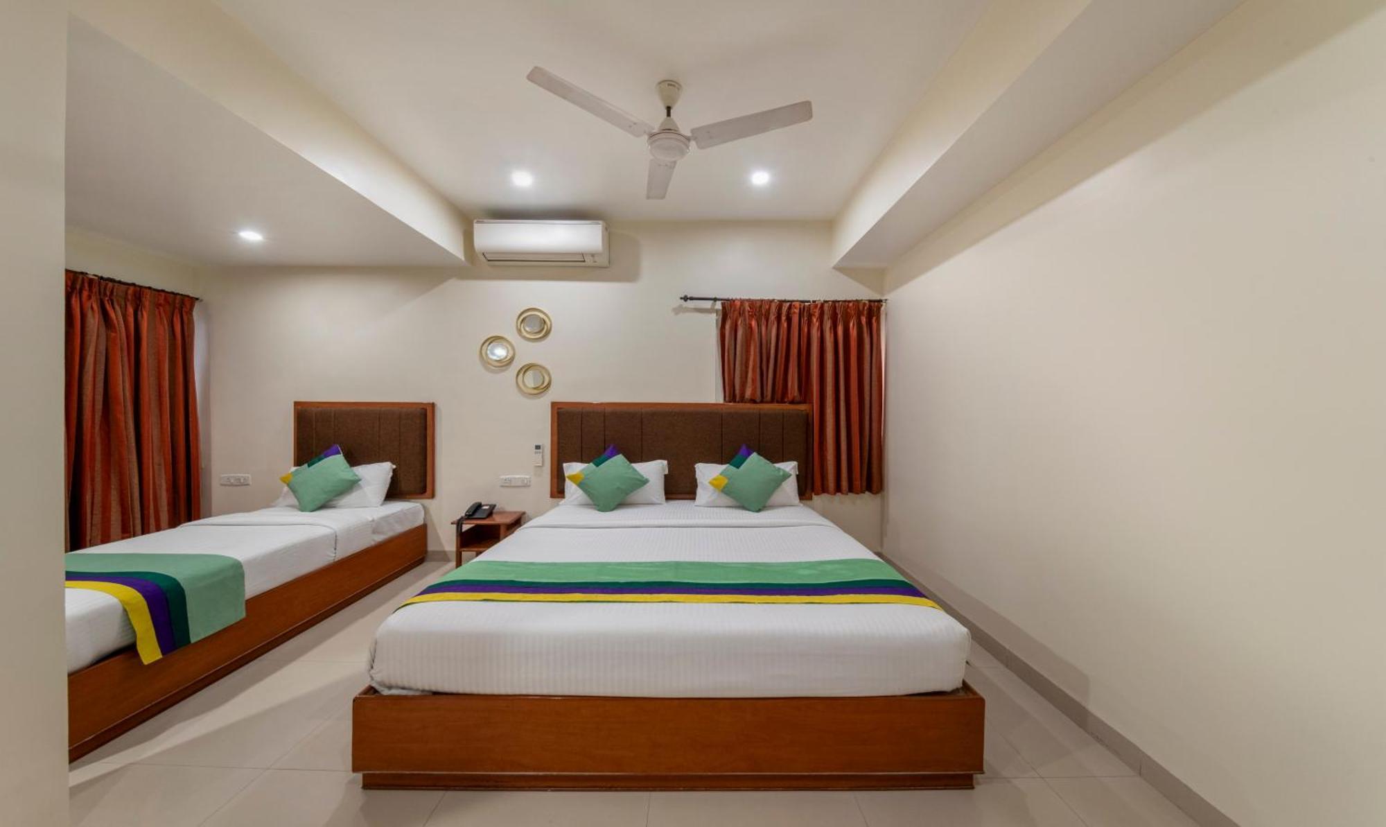 Отель Treebo Sam Residency Коимбатур Экстерьер фото