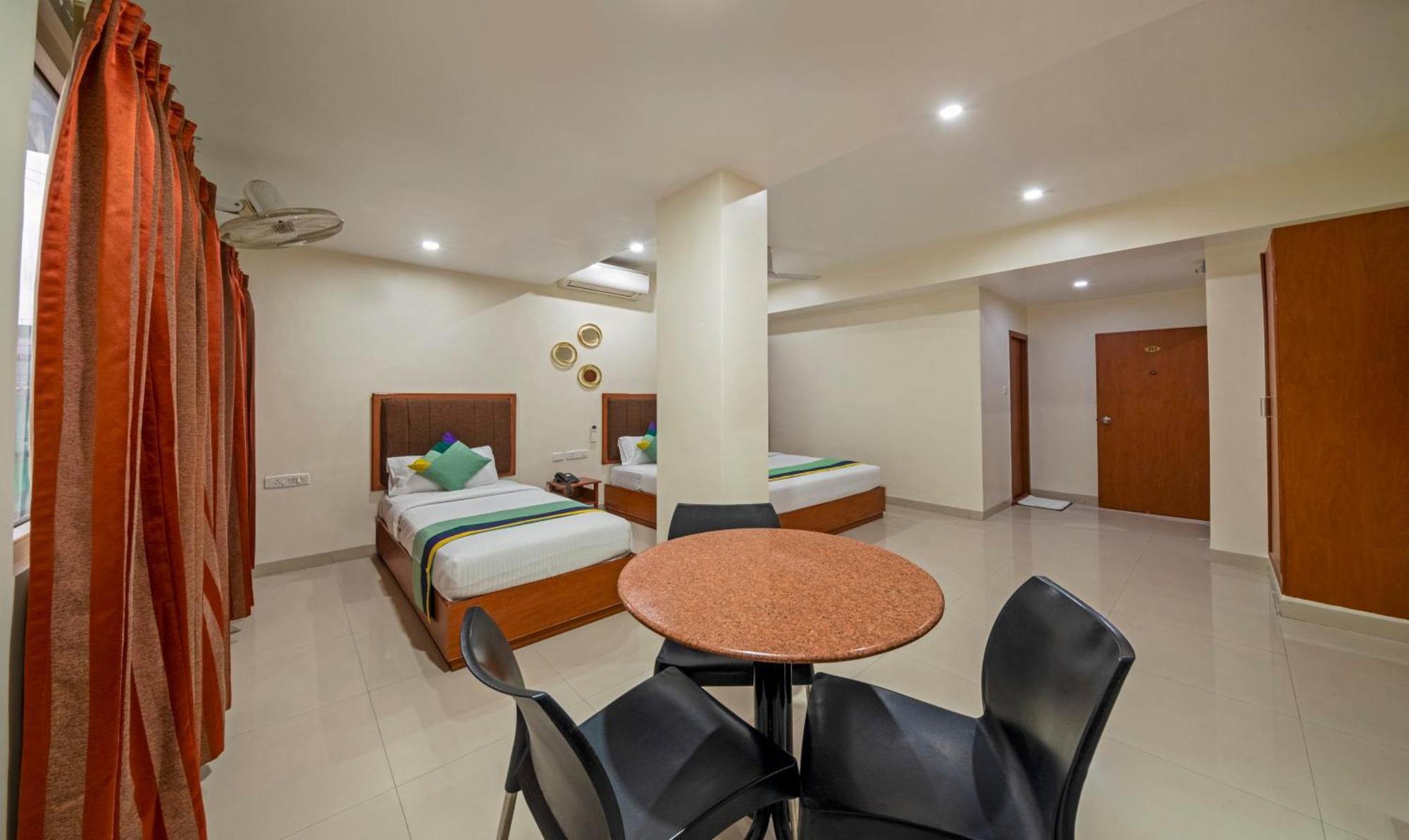 Отель Treebo Sam Residency Коимбатур Экстерьер фото