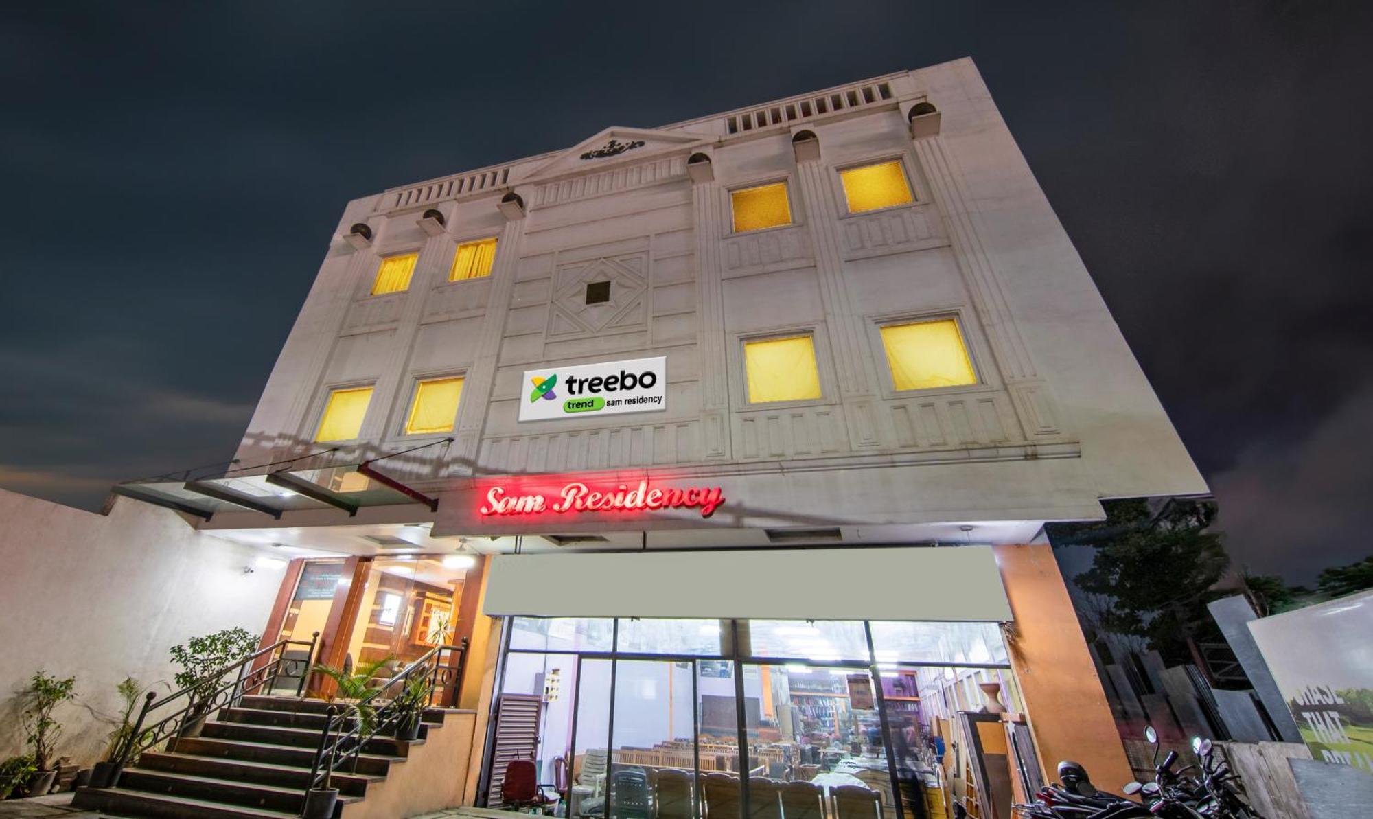 Отель Treebo Sam Residency Коимбатур Экстерьер фото